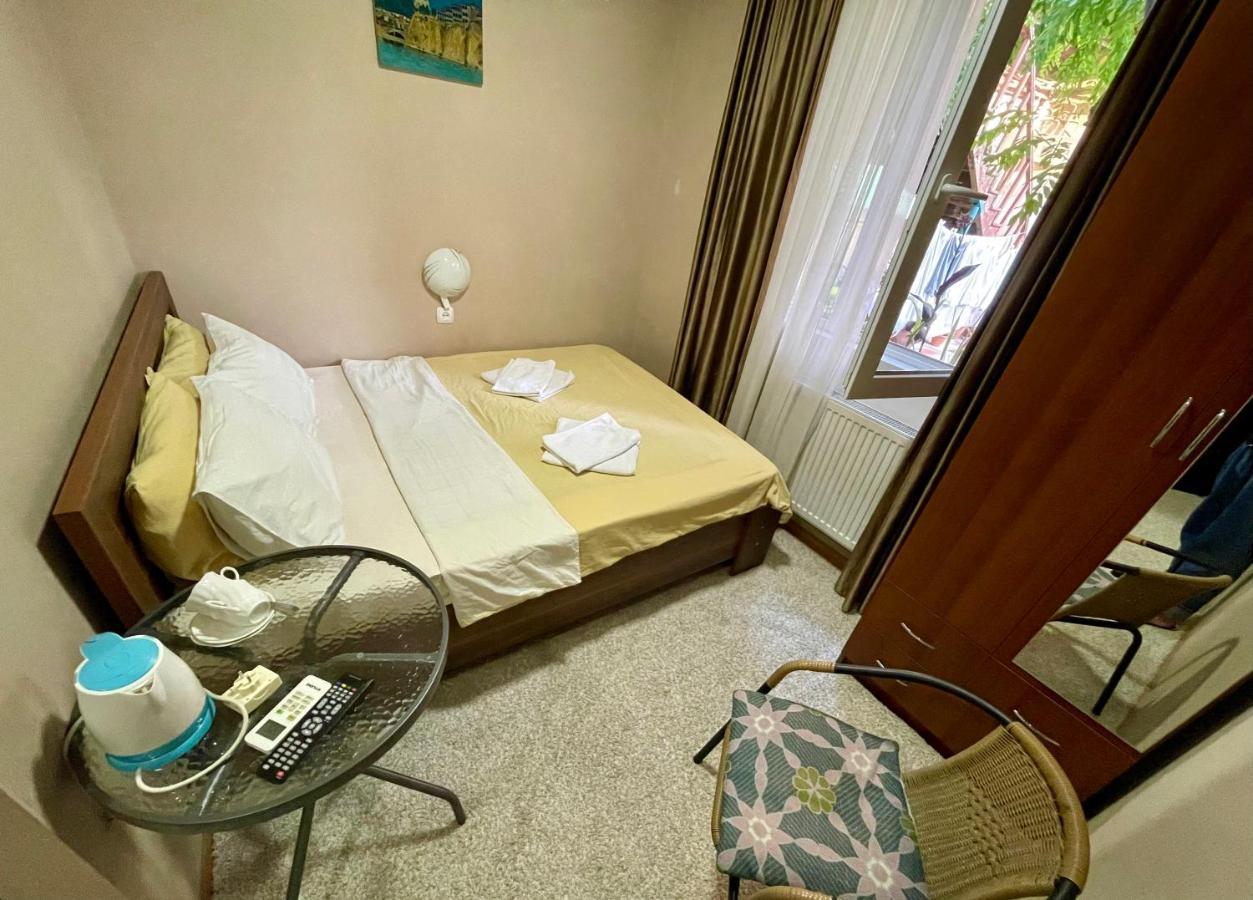Hotel Maria Tbilisi Luaran gambar