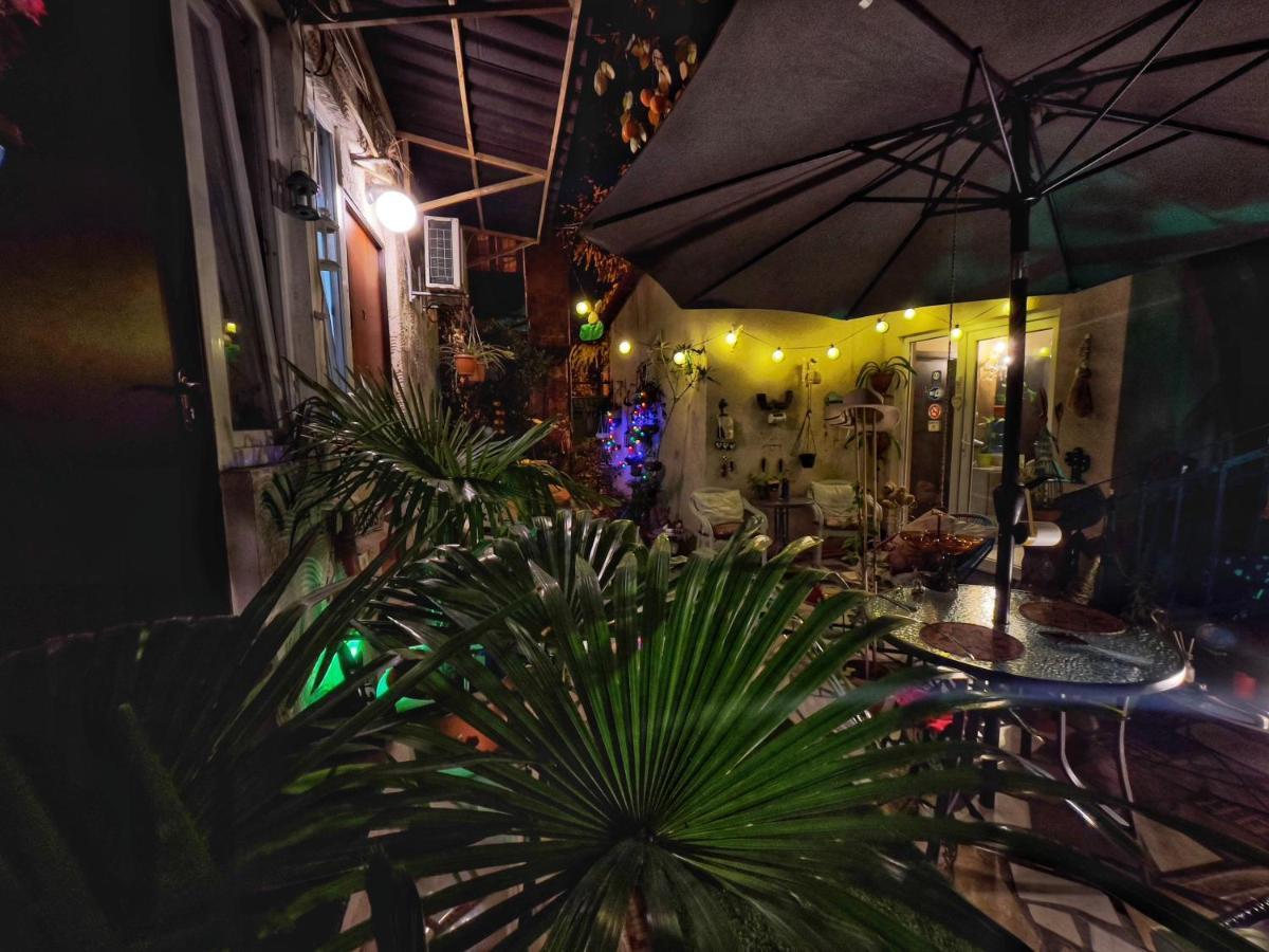 Hotel Maria Tbilisi Luaran gambar
